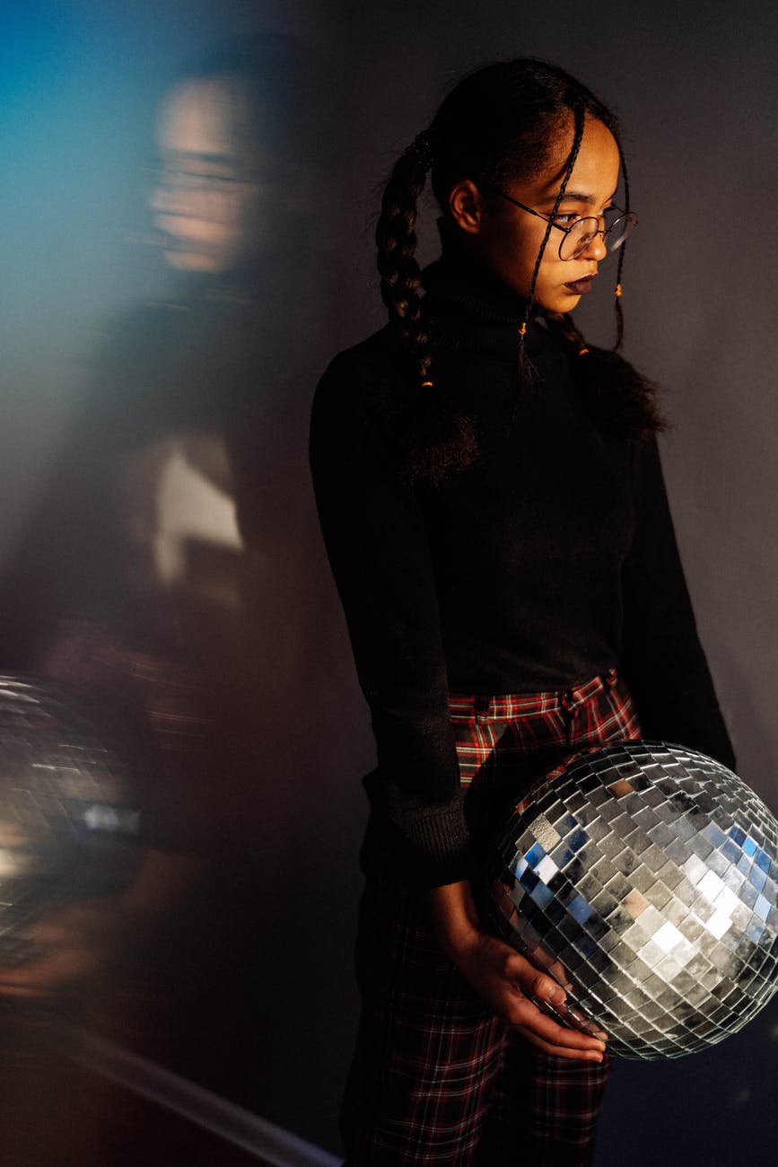 Busca 

	Será que faz alguma diferença saber de onde venho? 
	Mudanças são necessárias nesse momento da minha vida; o problema é que, eu, não sei como proceder, tenho medo de começar e não dar conta.